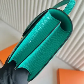 Hermes Constance 18 Ručně vyráběná taška z kůže mentolového varana