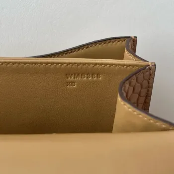 Hermes Constance 18 Ručně vyráběná taška z matné aligátorové kůže v barvě chai