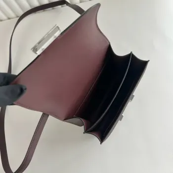 Hermes Constance 18 Ručně vyráběná taška v Rouge Sellier Epsom telecí kůži