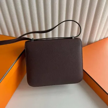 Hermes Constance 18 Ručně vyráběná taška v Rouge Sellier Epsom telecí kůži