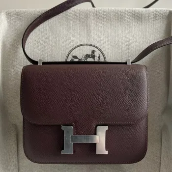 Hermes Constance 18 Ručně vyráběná taška v Rouge Sellier Epsom telecí kůži