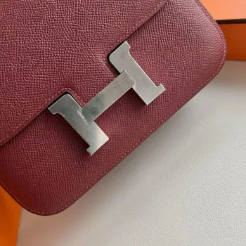 Hermes Constance 18 Ručně vyráběná taška v Rouge H Epsom telecí kůži