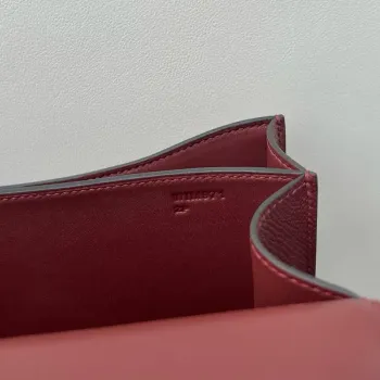 Hermes Constance 18 Ručně vyráběná taška v Rouge H Epsom telecí kůži