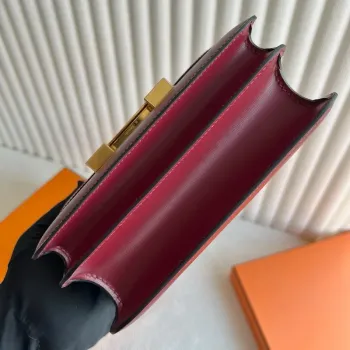 Hermes Constance Enamel 18 Ručně vyráběná taška v kůži Box Calfskin Rouge H