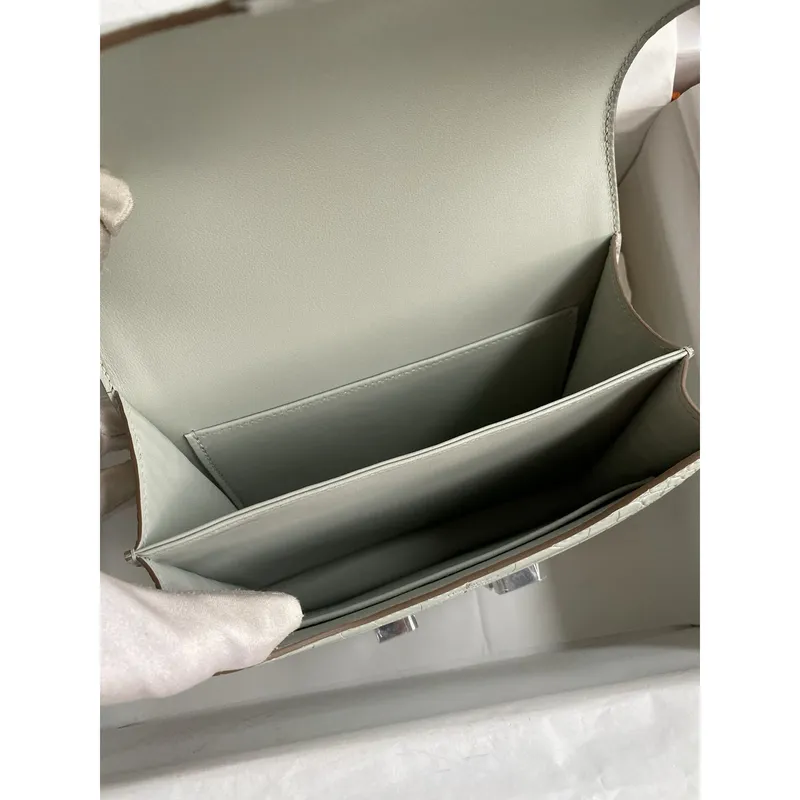 Hermes Constance 18 Ručně vyráběná taška v matné kůži aligátora Gris Neve