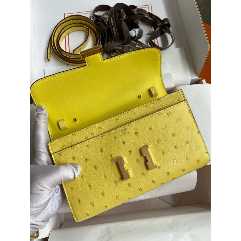 Hermes Constance To Go peněženka v limetkově zelené pštrosí kůži