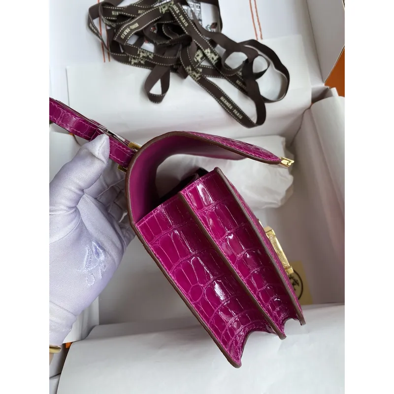 Hermes Constance 18 Ručně vyráběná taška v růžové Scheherazade lesklé aligátorové kůži