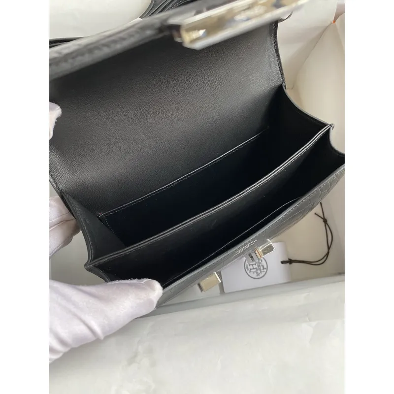 Hermes Constance 18 Ručně vyráběná taška z černé matné aligátorové kůže