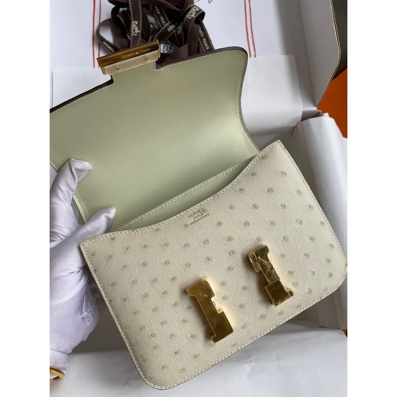 Hermes Constance 18 Ručně vyráběná taška z pštrosí kůže Parchemin