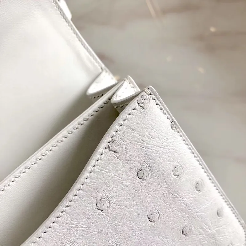 Hermes Mini Constance 18cm Bílá Pštrosí Kůže