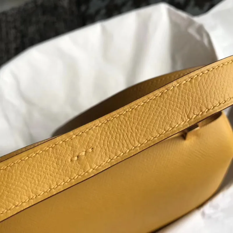 Hermes Mini Constance 18cm Taška Jaune Epsom