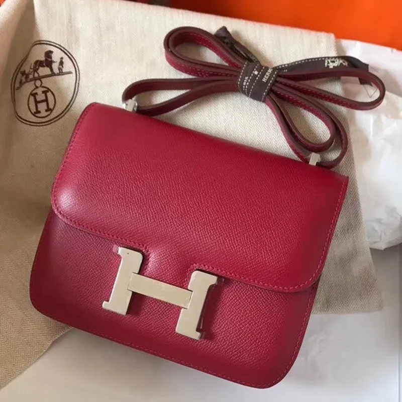 Hermes Mini Constance 18cm Ruby Epsom Taška