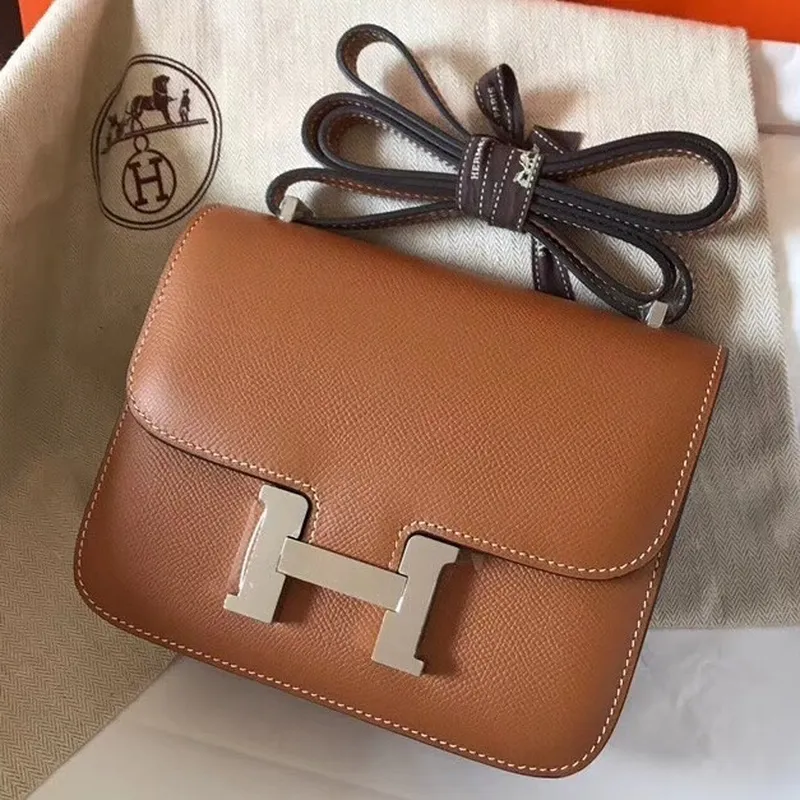 Hermes Mini Constance 18cm Zlatá Epsom Taška