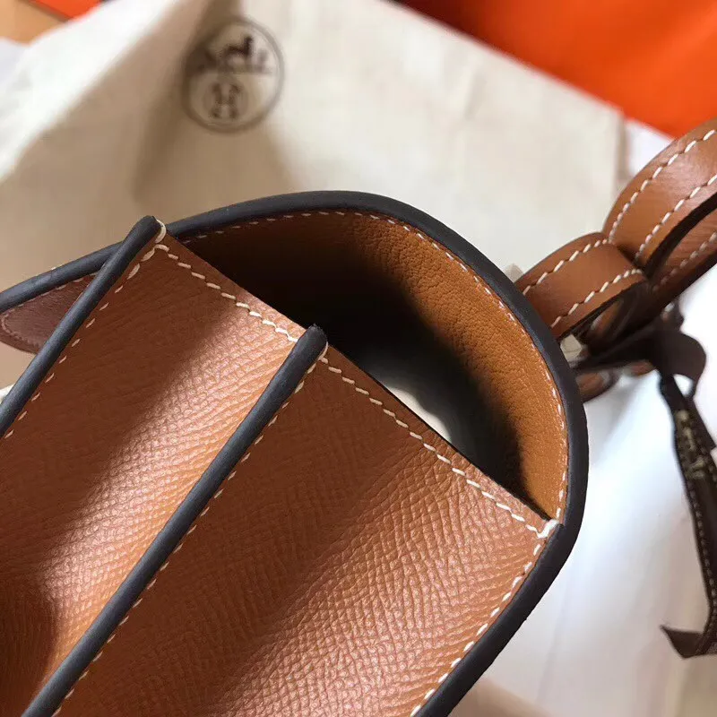 Hermes Mini Constance 18cm Zlatá Epsom Taška