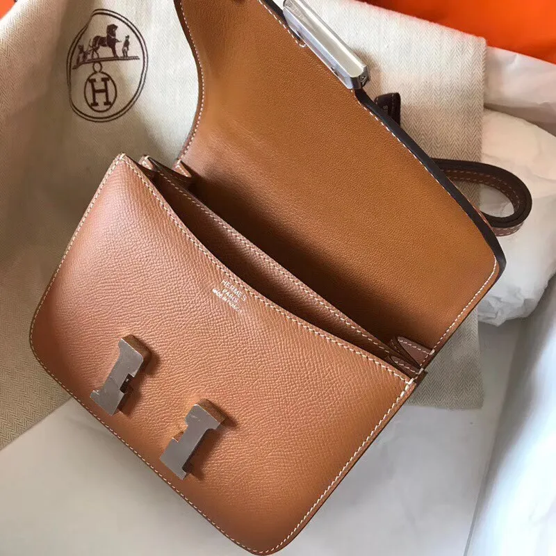 Hermes Mini Constance 18cm Zlatá Epsom Taška