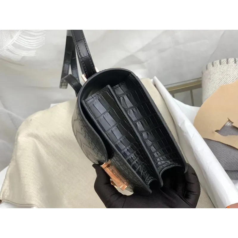 Hermes Mini Constance 18cm Taška v černé aligátorové krokodýlí kůži