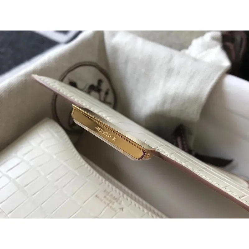 Taška Hermes Constance 18 cm v bílé embosované krokodýlí kůži