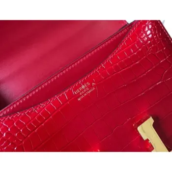 Hermes Constance 18cm Taška v červeném embosovaném krokodýlím vzoru