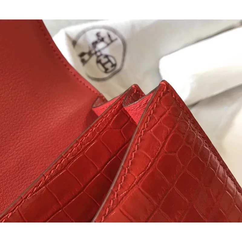 Taška Hermes Constance 24 cm v červeném embosovaném krokodýlím vzoru
