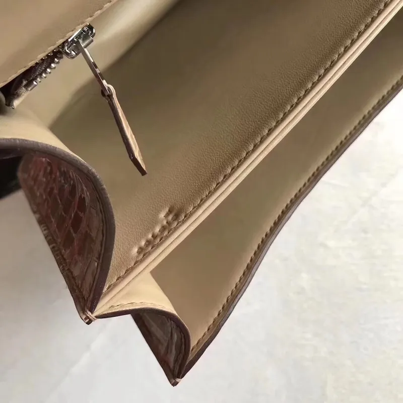 Hermes Constance 24cm Poussiere Niloticus Krokodýl