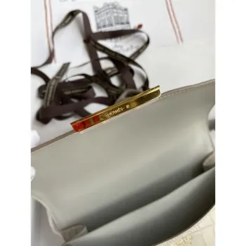 Hermes Constance 24 Ručně vyráběná taška v matné perlově šedé aligátorové kůži