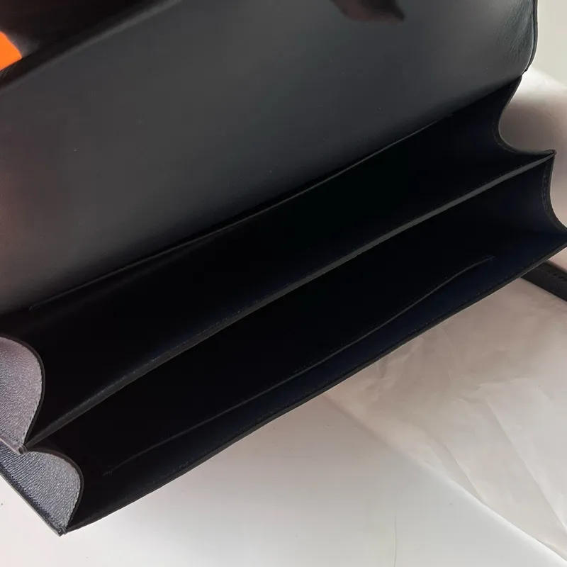 Hermes Constance Elan Ručně vyráběná taška v černé Epsom telecí kůži