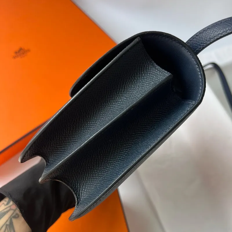 Hermes Constance Elan Ručně vyráběná taška v černé Epsom telecí kůži