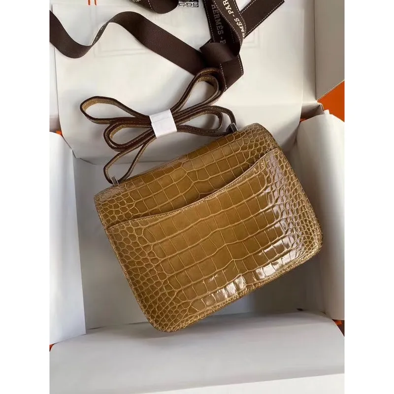 Hermes Constance 24cm Taška ve světle hnědé kůži z aligátora krokodýla