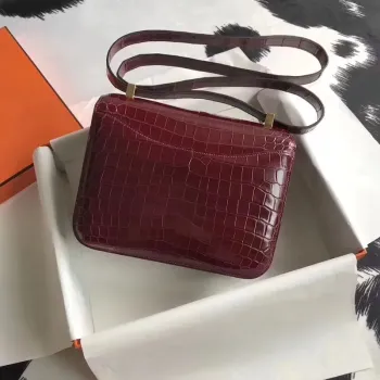 Hermes Constance 24cm Bourgogne Niloticus Krokodýl