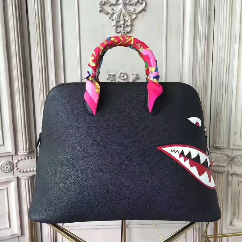 Taška Hermes Shark Bolide 45 cm v černé telecí kůži