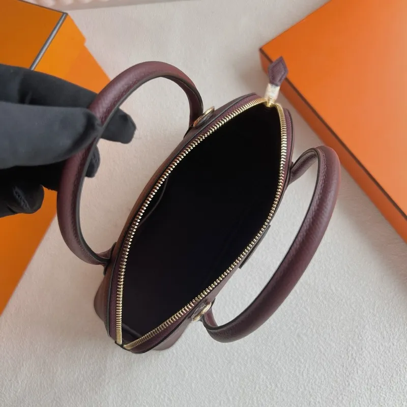 Hermes Bolide 1923 25 Ručně vyráběná taška v Bordeaux Epsom telecí kůži