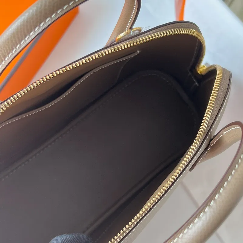Hermes Bolide 1923 25 Ručně vyráběná taška v taupe Epsom telecí kůži