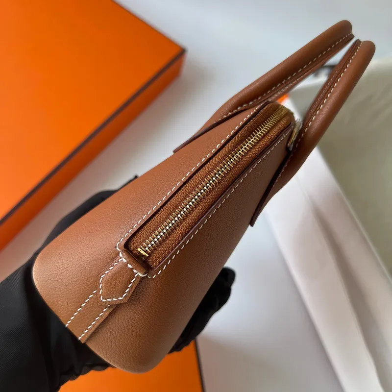 Hermes Bolide 1923 Mini Ručně Vyrobená Taška V Zlaté Evercolor Telecí Kůži