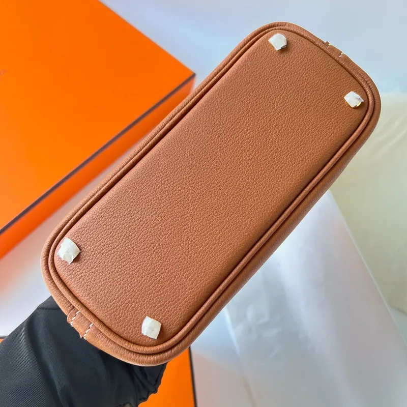 Hermes Bolide 1923 Mini Ručně Vyrobená Taška V Zlaté Evercolor Telecí Kůži