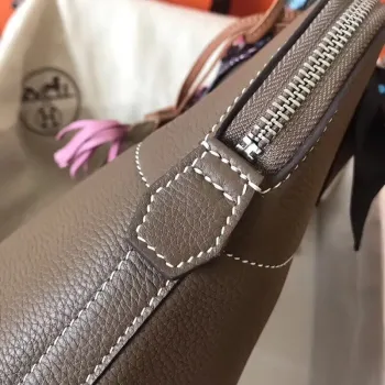 Hermes Taupe Clemence Bolide 31cm Ručně vyráběná taška