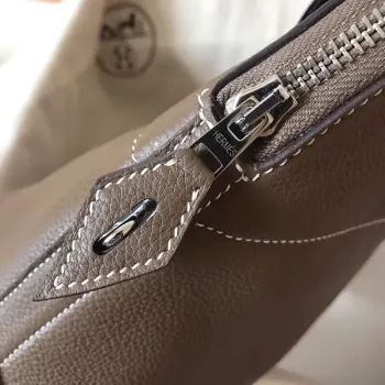 Hermes Taupe Clemence Bolide 31cm Ručně vyráběná taška