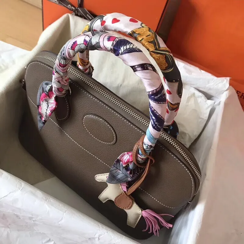 Hermes Taupe Clemence Bolide 31cm Ručně vyráběná taška