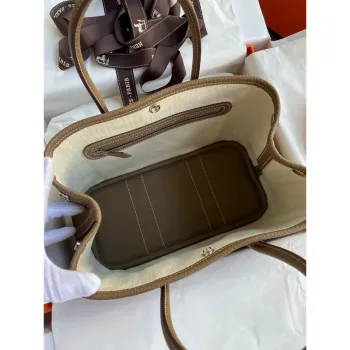 Hermes Garden Party 30 Ručně vyráběná taška v kůži Negonda v barvě taupe