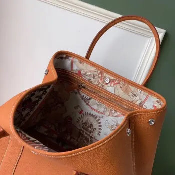 Hermes Tan Fjord Garden Party 30cm s potiskem podšívky
