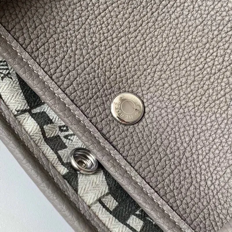 Hermes Šedá Fjord Zahradní Taška 30cm s Tiskem Podšívky