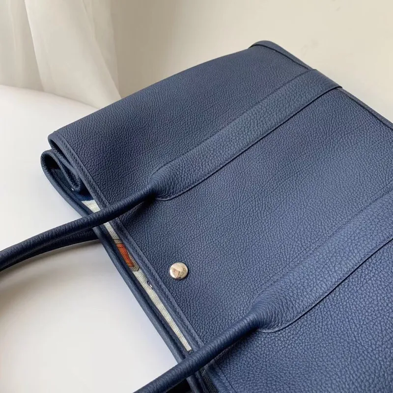 Hermes Navy Fjord Garden Party 30cm s potištěnou podšívkou