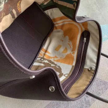 Hermes Raisin Fjord Garden Party 30cm s potištěnou podšívkou