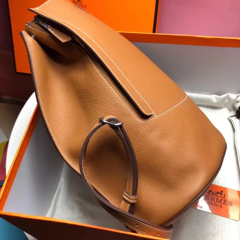 Batoh Hermes GR24 v zlaté barvě z telecí kůže