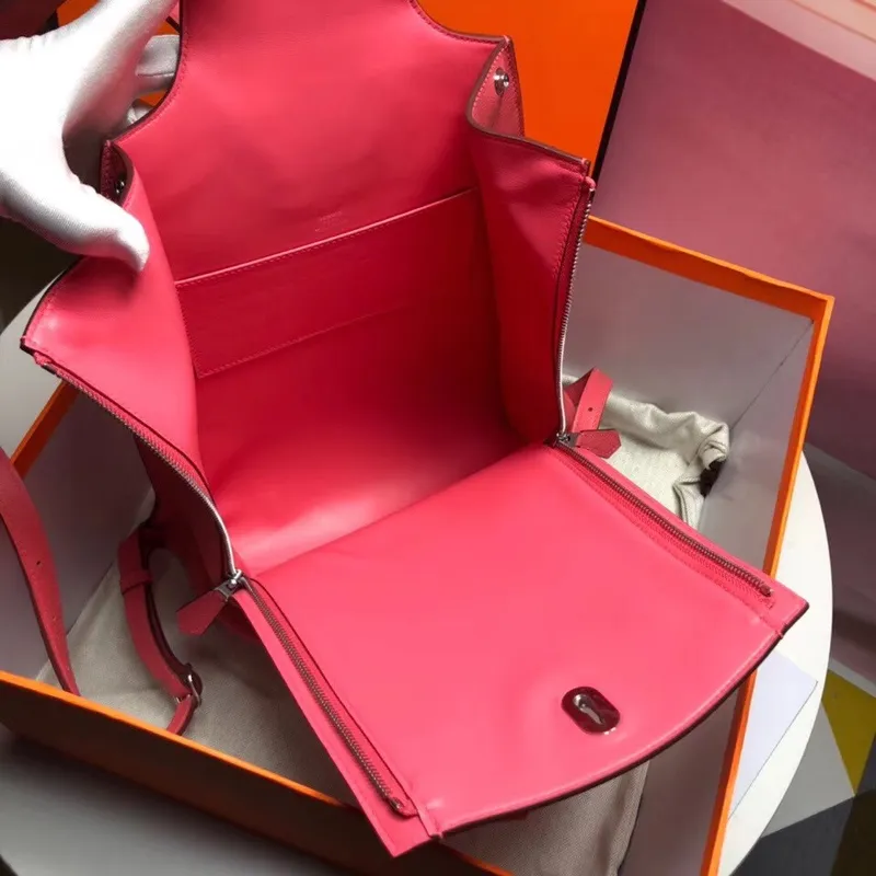 Hermes GR24 Batoh v růžové barvě z telecí kůže
