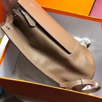 Batoh Hermes GR24 v taupe hladké telecí kůže