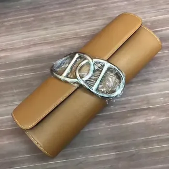 Hermes Ručně vyráběná Egee kabelka v karamelové kůži Swift