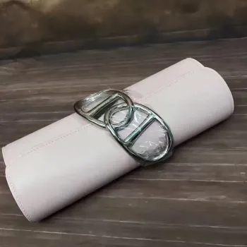 Hermes Ručně vyráběná Egee Clutch v růžovém dragee kůži Swift