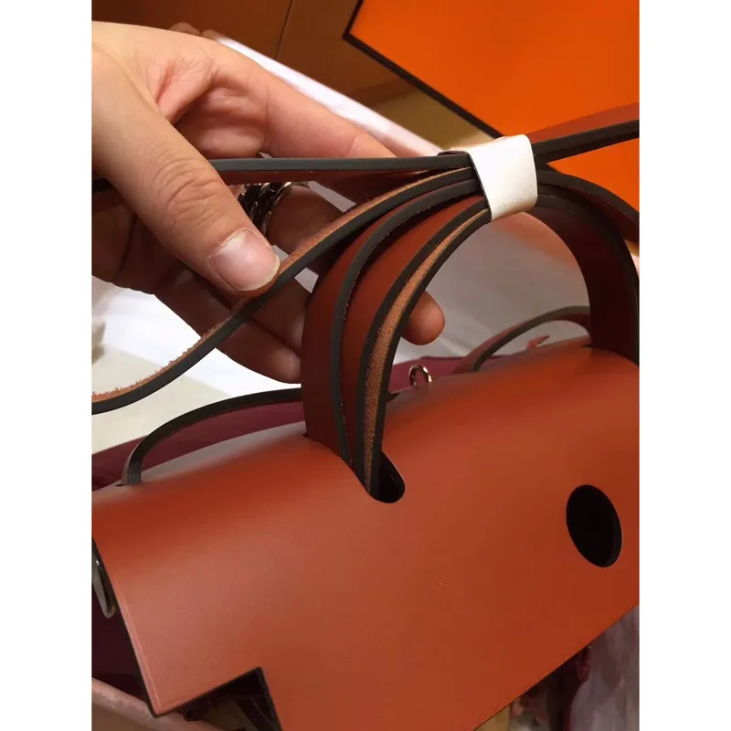 Hermes Herbag Zip 31cm Taška v barvách camel a bordeaux