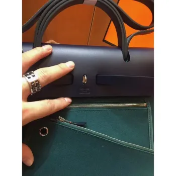 Hermes Herbag Zip 31cm Taška v námořnické modři a zelené