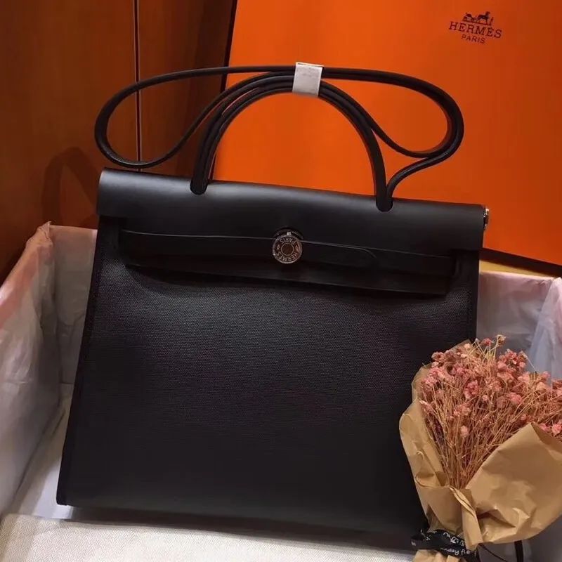 Hermes Herbag Zip 31cm Taška v černé kůži a plátně